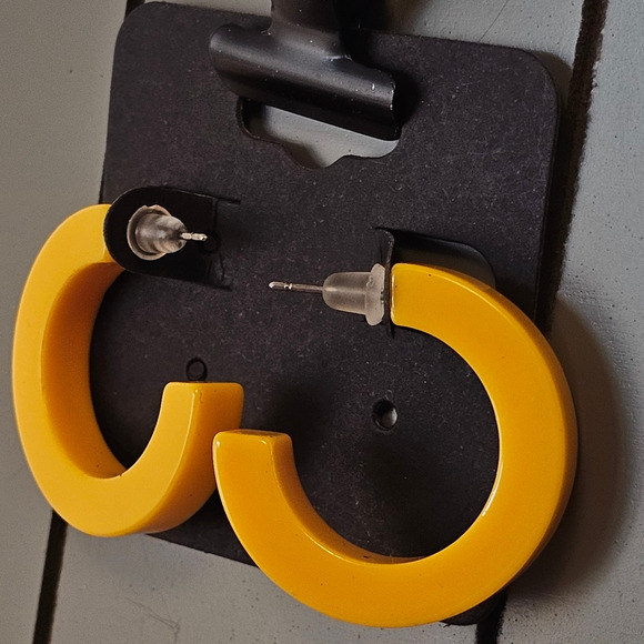 Yellow Hoop Earrings 1.2" Retro 1980s Neon Chunky Pierced Acrylic Gift Bag Y2K - Picture 3 of 6